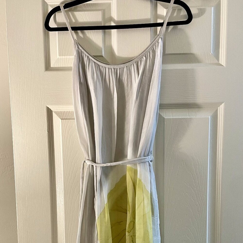 Like New - Lightweight Italian Boutique Dress – Size S/M